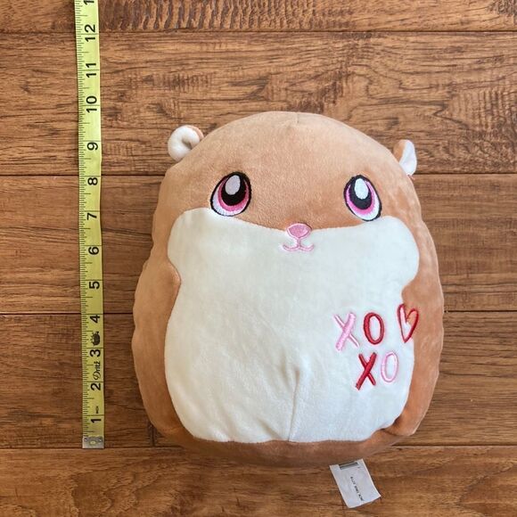 SQUISHMALLOWS Kelly Toy Hamster Valentine's Day Plush Stuffed Animal - Picture 2 of 11